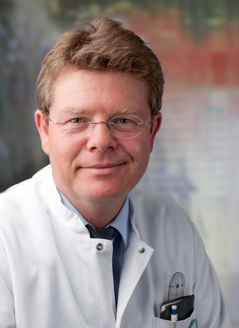 Dr. Andreas Reinhardt
